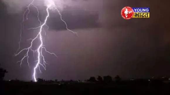 lightning in Sonbarsa village of Prayagraj