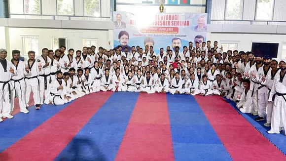  ताइक्वांडो रेफरी