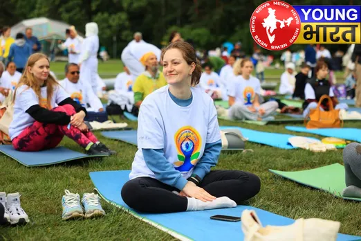 International Yoga Day 2025 : मास्को में गूंजा 'योग' का जादू! क्या आप भी रह जाएंगे हैरान? | यंग भारत न्यूज