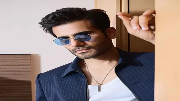KaranTacker