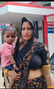 लूट-का-_शिकार-हुई-सीमा।