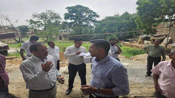Lucknow DM inspection Naderganj industrial area