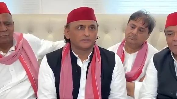 akhilesh az1