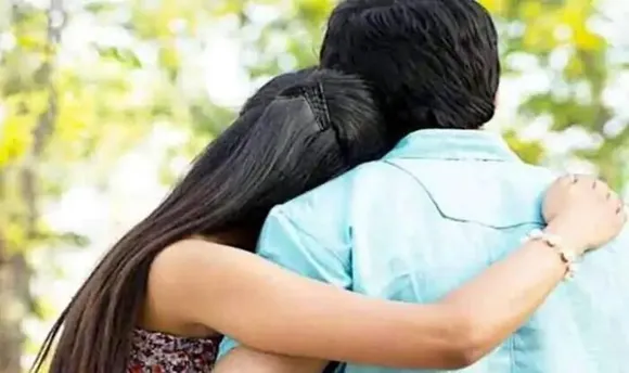 बॉयफ्रेंड से मिलने गई पत्नी, अचानक पहुंच गया पति — फिर जो हुआ वो चौंका देगा! | यंग भारत न्यूज