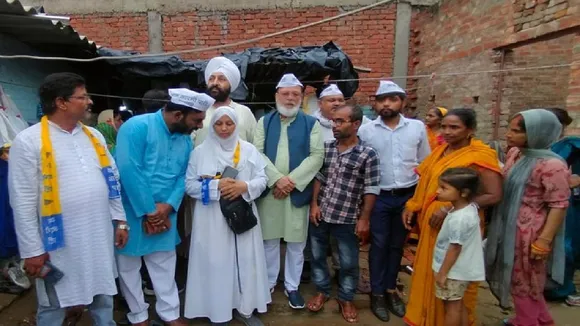 AAP delegation met Suresh Lodhi family