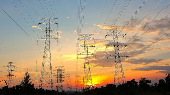 Expensive electricity and privatization are not acceptable
