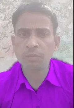 मुकेश का फाइल फोटो।