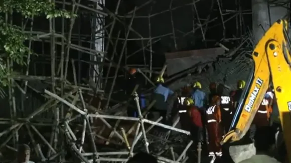 temple gate collapse