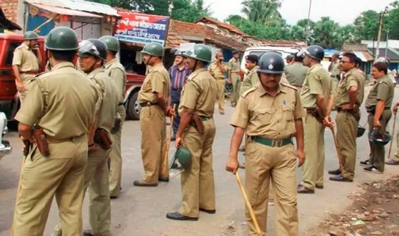 monteshvar mein teeemasee guton kee hinsak jhadap