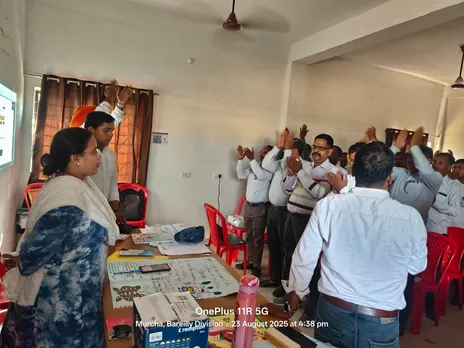 25 shikshk gairhajir