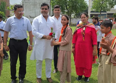 वाईवीएन