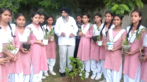 Untitled design_20250914_095744_0000