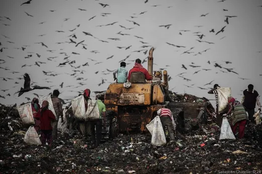 delhi landfil workers