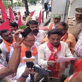 WhatsApp Image 2025-10-11 at 10.21.05 PM