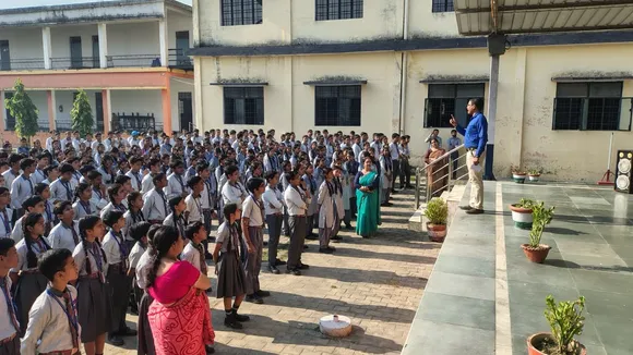 नमामि गंगे अन्तर्गत विशेष अभियान में विद्यार्थियों ने ली गंगा स्वच्छता शपथ