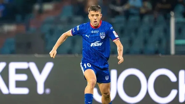 Alberto Noguera: বেঙ্গালুরু এফসি-র ভয়ঙ্কর স্প্যানিশ মিডফিল্ডারকে দলে নিতে ঝাঁপিয়েছে ইস্টবেঙ্গল