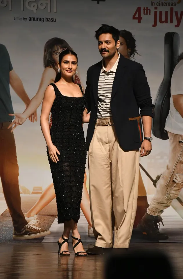 Fatima Sana Shaikh and Ali Fazal turned up in style for the trailer launch of Metro... In Dino. (Image Viral Bhayani)
