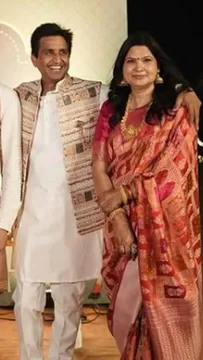 Kumar Vishwas’s Daughter’s Reception PM Modi, Amit Shah, and Honey Singh Attend