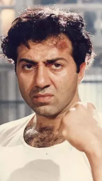 Sunny Deol's Ghatak Returns to Create a Storm, Powerful Dialogues Steal the Show