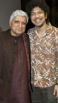 Javed Akhtar, Shankar Mahadevan, Sonu Nigam, Prasoon Joshi, Sherley Singh and others launched "Goongoonalo" - India's first "for-the-artiste,by-the-artiste-owned Cultural App"! by Chaitanya Padukone