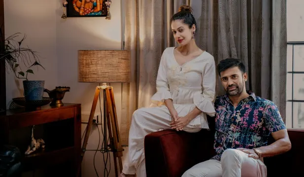 Breaking! The Land of Taj sees a Holy Temple uniting Payal Rohatgi- Sangram Singh ! The couple to the the knot at Jaypee Palace in Agra. Big fat Indian wedding over three days on the cards !