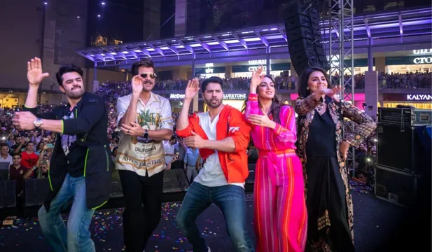 Jug Jugg Jeeyo's starcast enhanced the glory of Vegas Mall