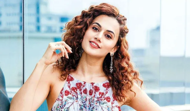 What happened when a girl flirted with Taapsee Pannu!