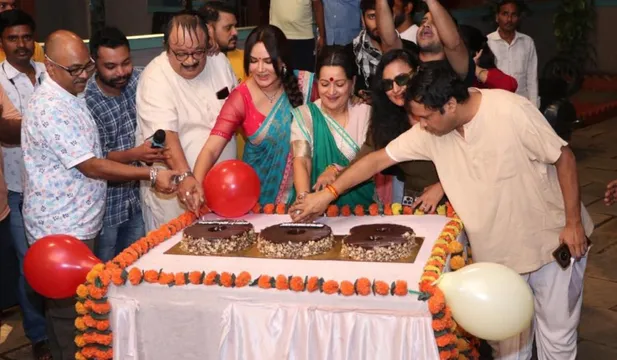 Happu Ki Ultan Paltan team celebrates 800 episodes completion!