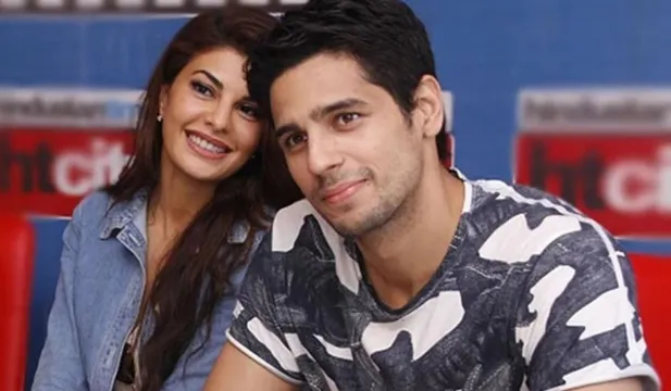 India’s Heartthrob Sidharth Malhotra has approved Jacqueline Fernandez’s latest look!