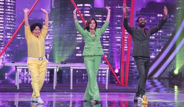 Urmila Matondkar and Remo D'Souza recreate the magic of 'Rangeela Re' after 27 years on the sets of DID Super Moms!