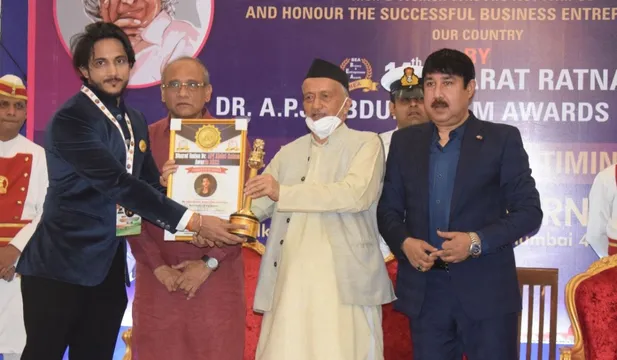 Actor Uday Rajveer Singh Awarded By Governor of Maharashtra Bhagat Singh Koshiyari Bharat Ratna APJ Abdul Kalam Award At Raj Bhavan Mumbai