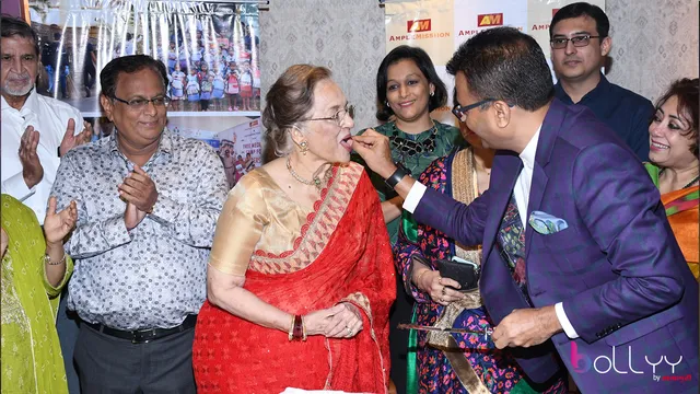 ‘Ageless’ Asha Parekh recalls ‘why’ she secretly gazed at ‘pretty girls’ thru the camera, with naughty co-star Shammi Kapoor - Chaitanya Padukone