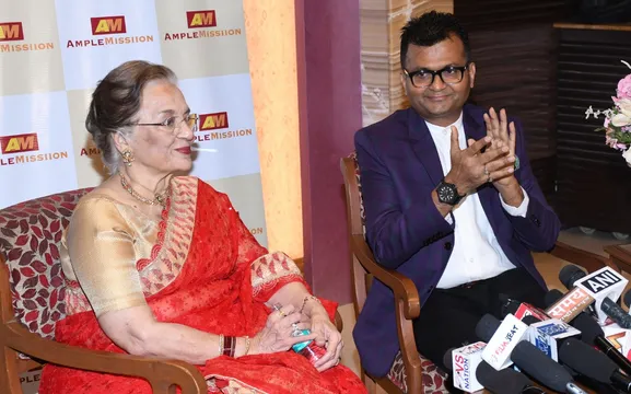 Celebrating Smt. Asha Parekh-  the star of ageless classics