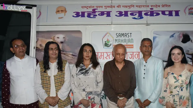 Samast Mahajan Group and Pandit Somesh Mathur inaugurated 11 Mobile Hospitals (Ambulances) for A noble cause 