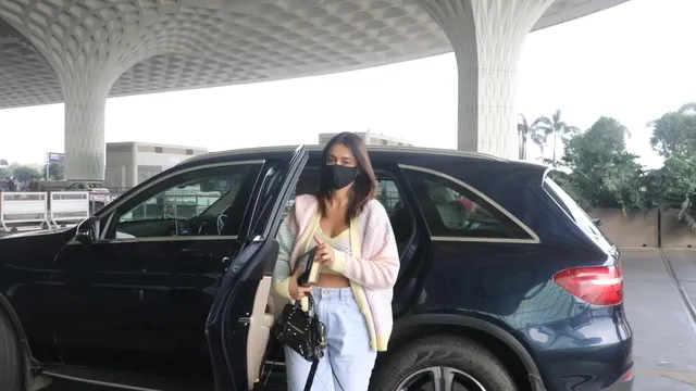 ILEANA D'CRUZ SPOTTED AT AIRPORT FLYING FROM MUMBAI