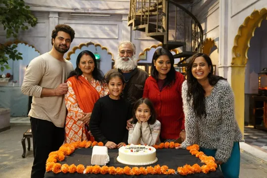 <strong><em>&TV’s Doosri Maa completes 100 episodes!</em></strong>