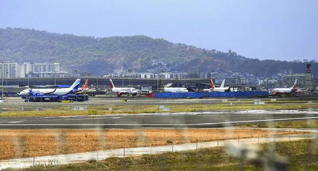 Srinagar airport to resume operations from Tuesday; Haj flights from Wednesday