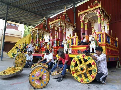 Ahmedabad’s ‘Jalayatra’ commences ahead Jagannath Rathyatra