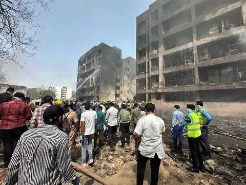 Air India crash death toll hits 270, families wait for bodies