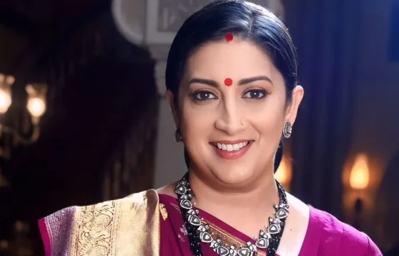 Smriti Irani Returns as Tulsi Virani After 25 Years in 'Kyunki Saas Bhi Kabhi Bahu Thi' Reboot