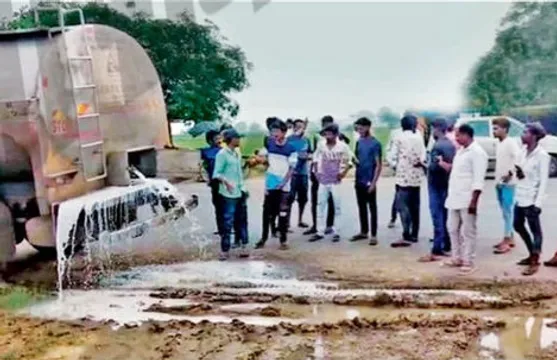 Sabar Dairy Faces 1.6 Million Litre Shortfall as Farmers' Protest Enters Fifth Day
