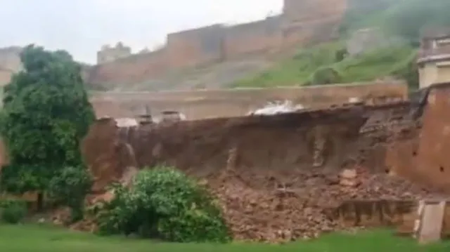 200-foot-long wall of Jaipur's famous Amer Fort collapses amid heavy rain
