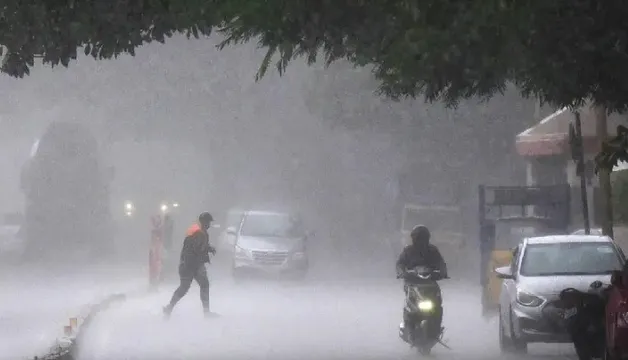 South Gujarat Lashed by Rain Amid Monsoon Withdrawal, Yellow Alert Issued