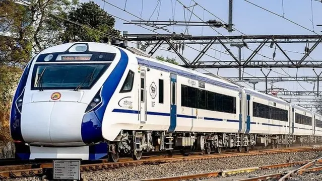 Bihar: 3 Dead, 2 Injured After Being Hit by Vande Bharat Train While Returning from Dussehra Fair