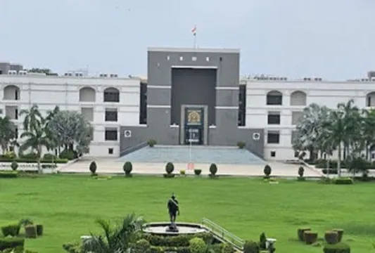 Gujarat HC orders authorities to survey six Ahmedabad roads for encroachment post-Diwali