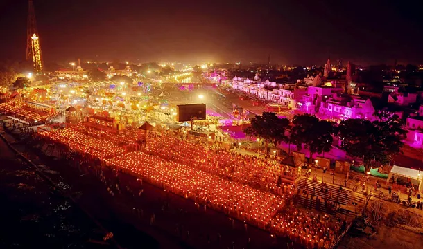 Ayodhya Illuminated with 2.6 Million Diyas on Diwali Eve; Spectacular Laser and Drone Shows Leave Visitors Spellbound