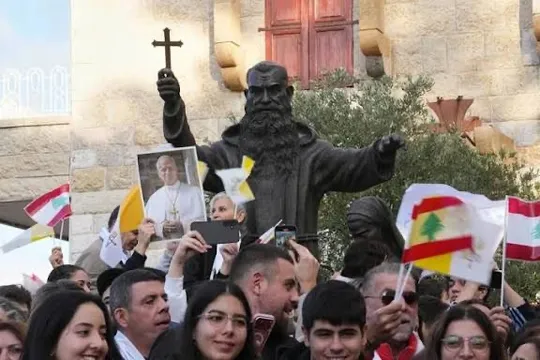 Pope Leo ends first foreign trip with silent prayer at Beirut blast site