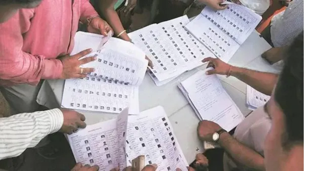 Gujarat Identifies 3.77 Lakh Duplicate Voter Entries During Roll Revision.
