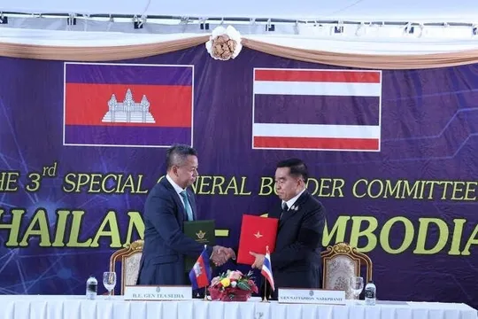 Thailand and Cambodia sign a new ceasefire agreement to end border fighting