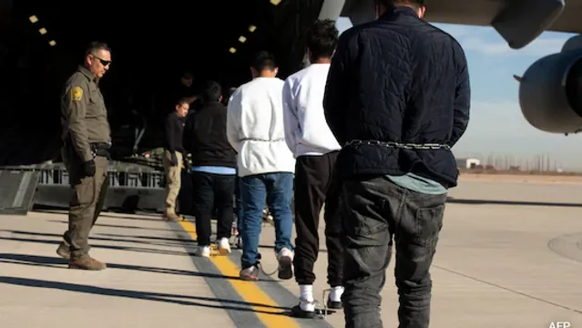 32% H-1B Visa Holders In US Skip Travel To Avoid Migration Crackdown: Report